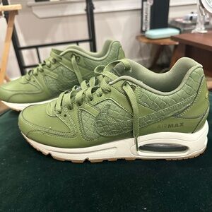 Nike Air Max Palm Green